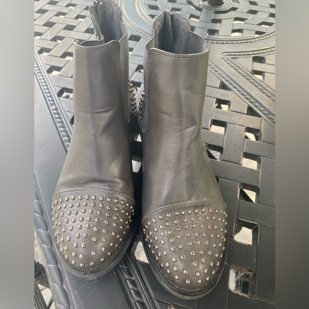 Italian Boots I bought in Venice, Italy, Size 38, Synthetic with Studs, Grey